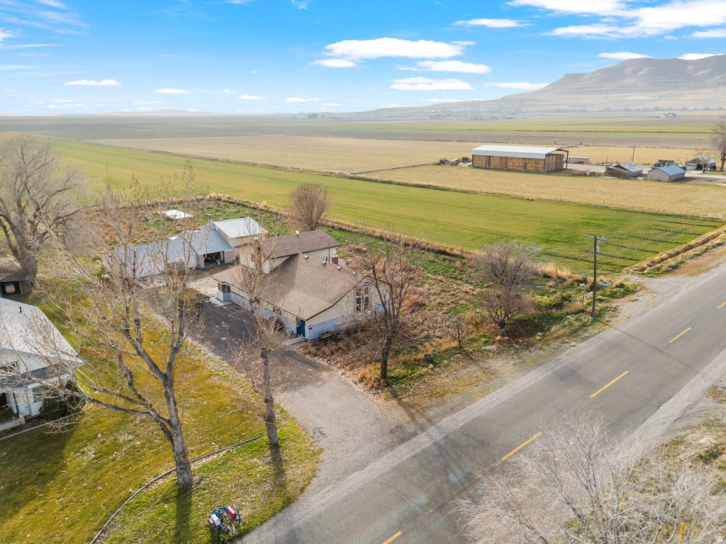 10205 W 10400 N Tremonton, UT 84337