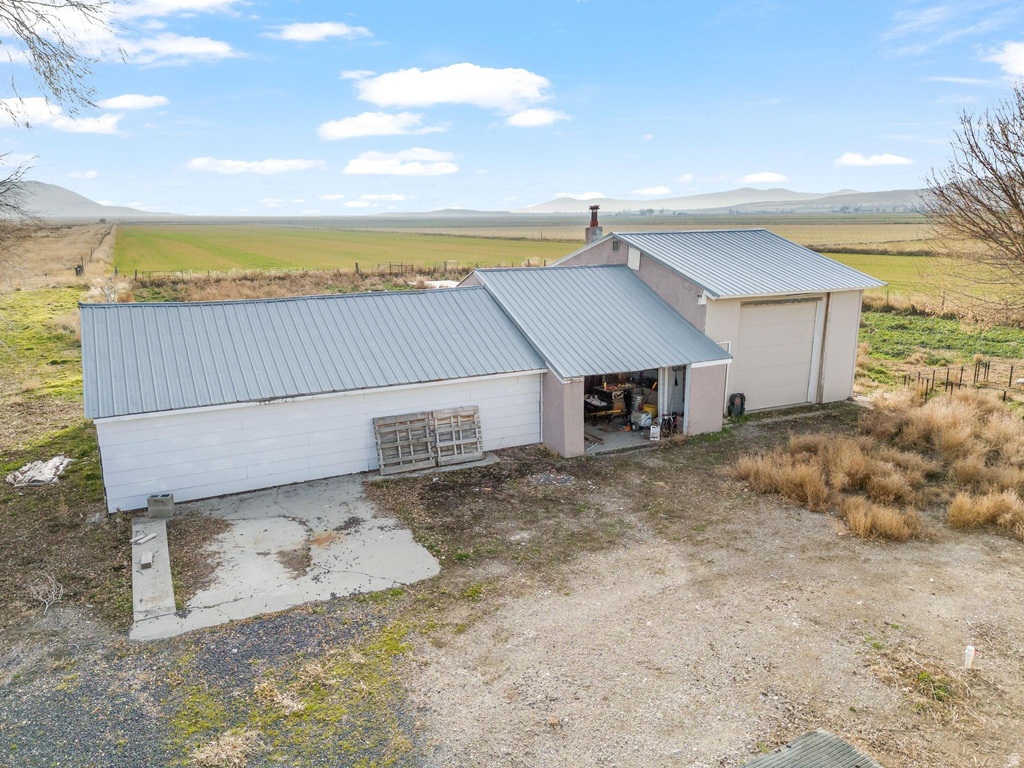 10205 W 10400 N Tremonton, UT 84337