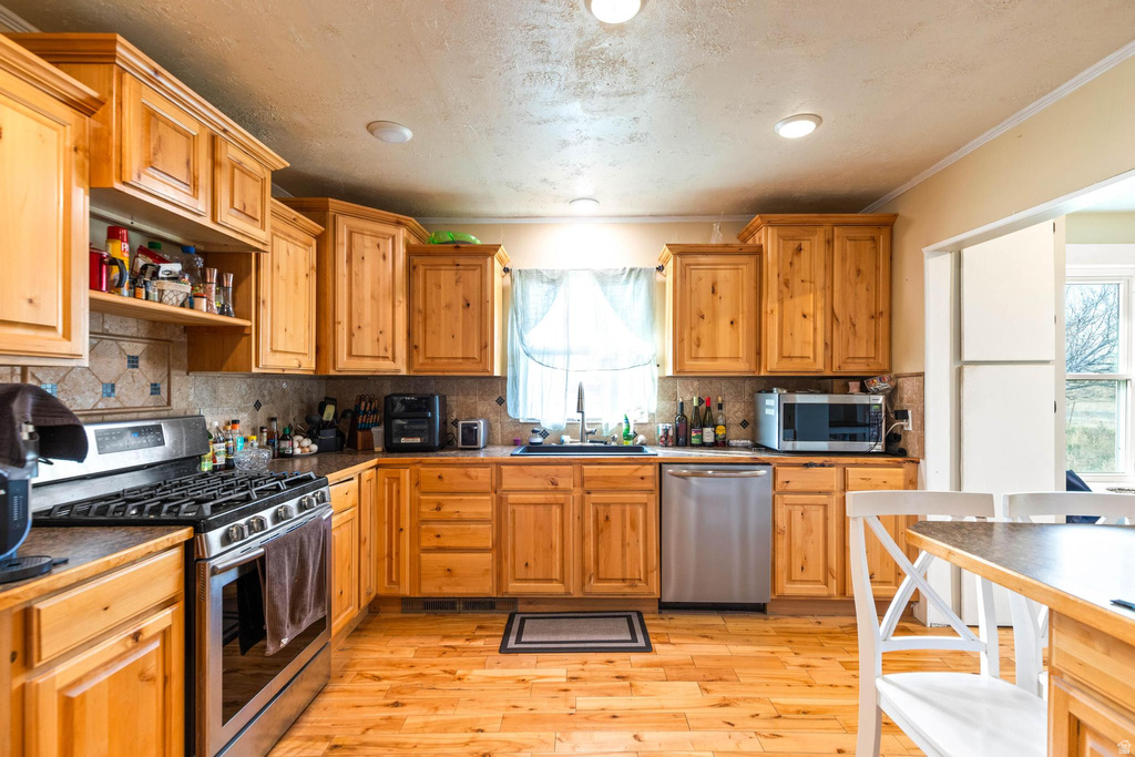 10205 W 10400 N Tremonton, UT 84337