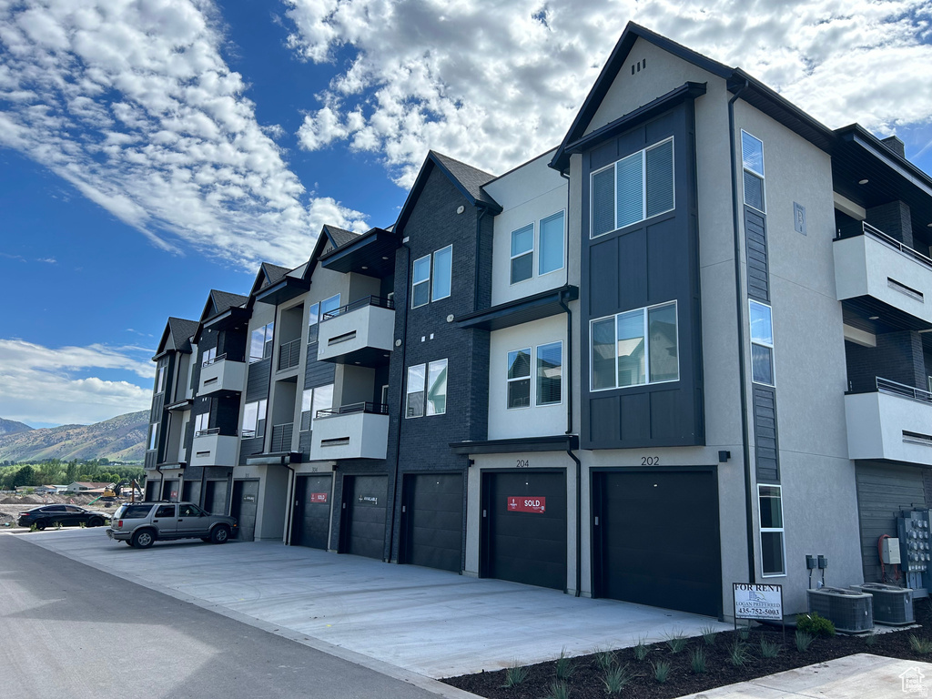 3085 S 225 W #G301 Nibley, UT 84321