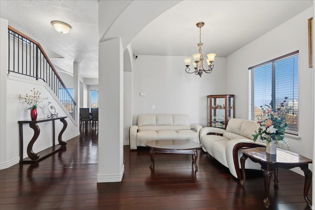 6254 W PALENQUE DR Salt Lake City, UT 84118