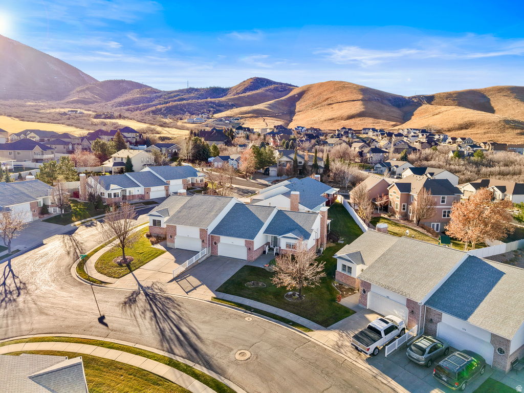 584 S OAK LN Tooele, UT 84074