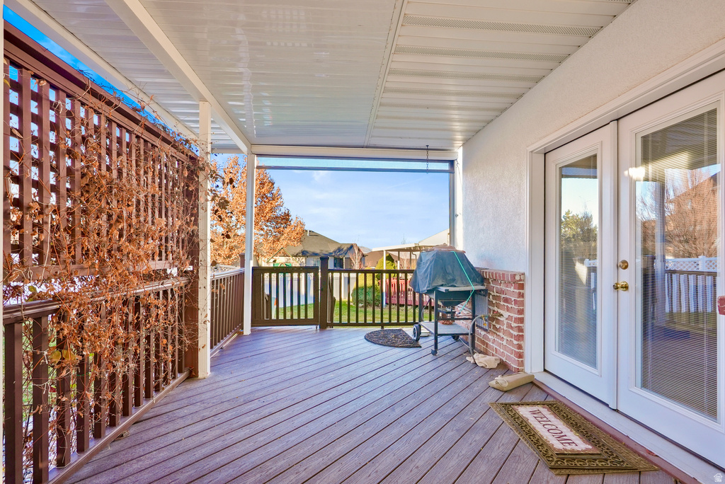 584 S OAK LN Tooele, UT 84074