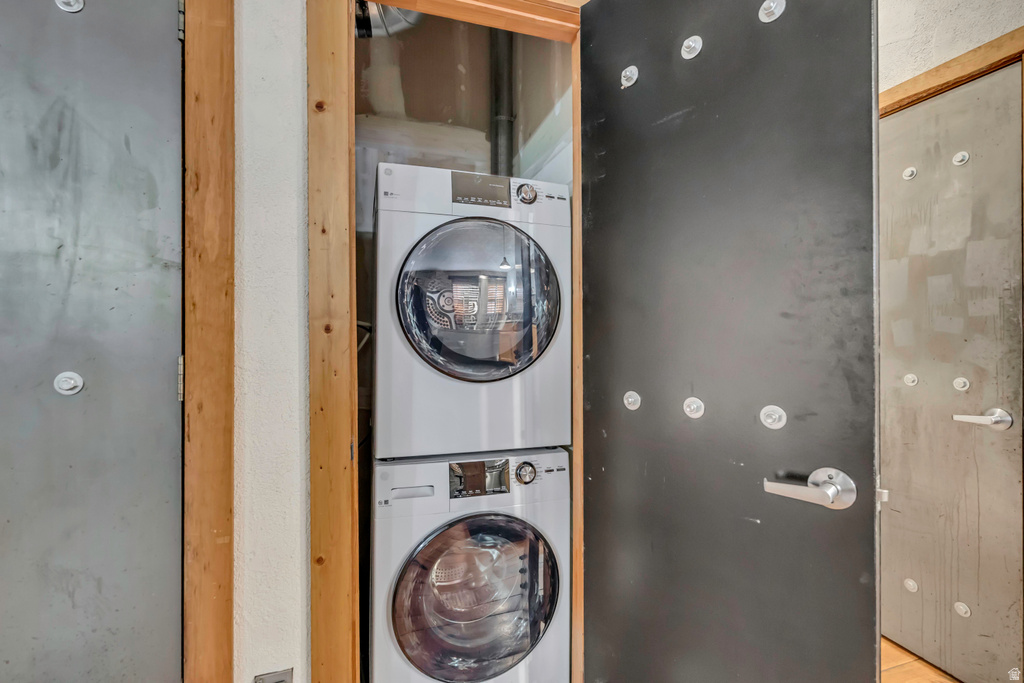 327 W 200 S #206 Salt Lake City, UT 84101