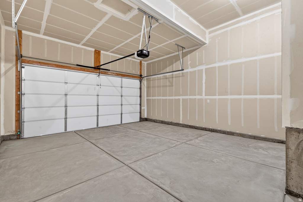 2833 W 2705 N #68 Plain City, UT 84404