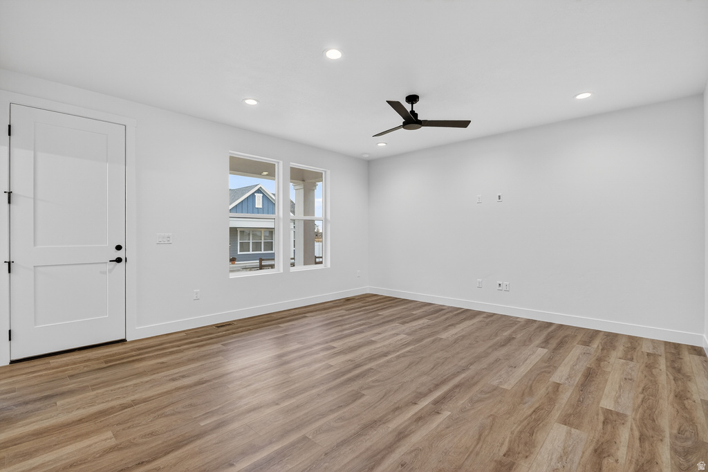 2833 W 2705 N #68 Plain City, UT 84404