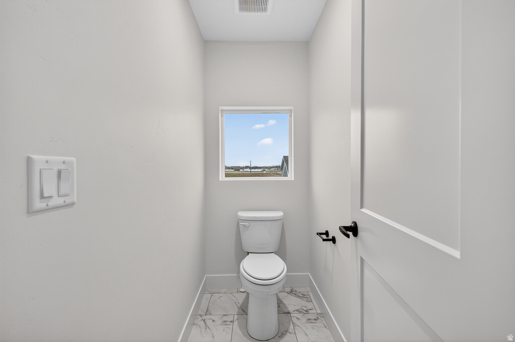 2833 W 2705 N #68 Plain City, UT 84404