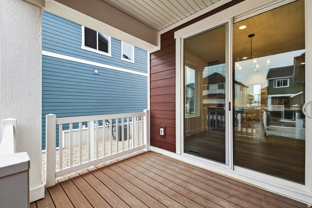 2833 W 2705 N #68 Plain City, UT 84404