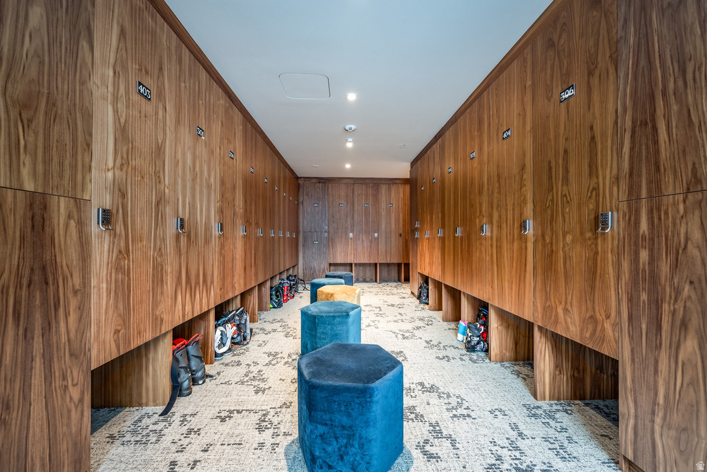 7677 VILLAGE WAY #503 Park City, UT 84060