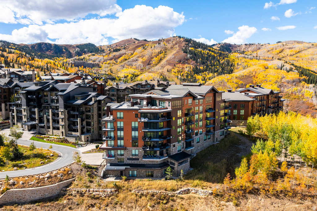 7677 VILLAGE WAY #503 Park City, UT 84060