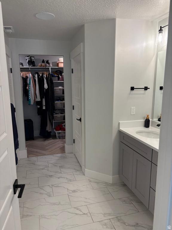 4224 W 2010 N #402 Lehi, UT 84048