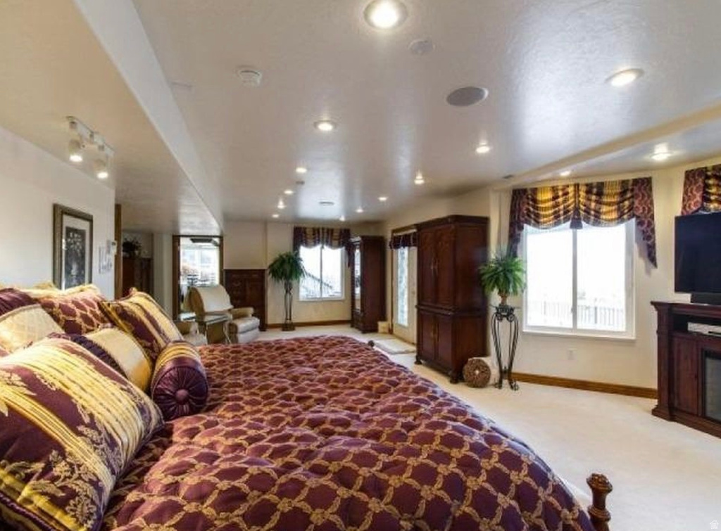 1085 E WINDSOR DR Provo, UT 84604