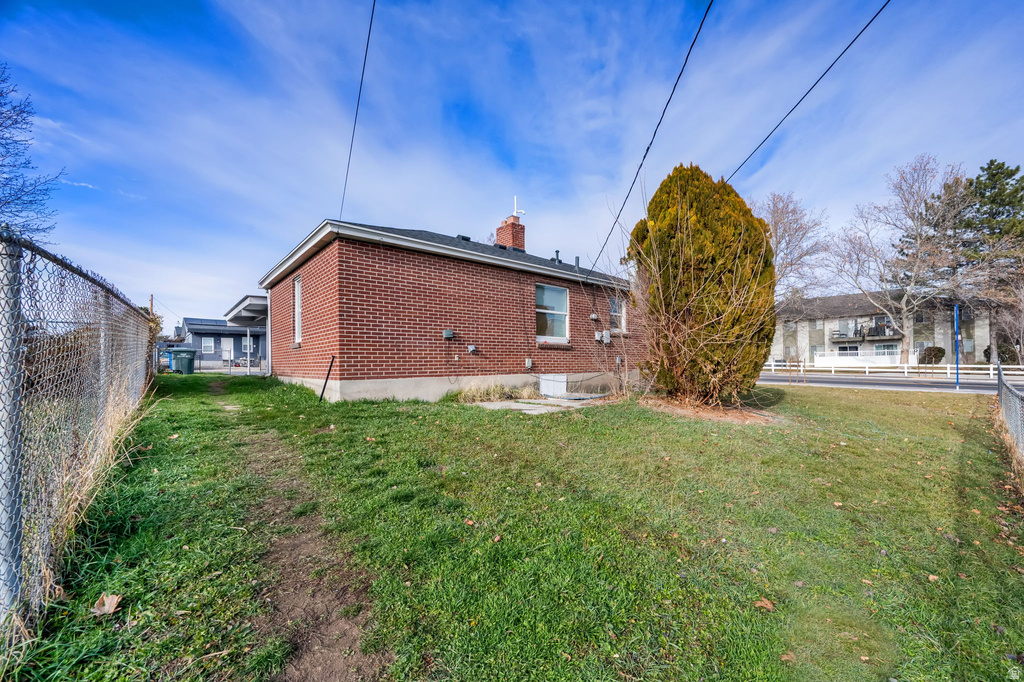 3657 S GRANGER DR West Valley City, UT 84119