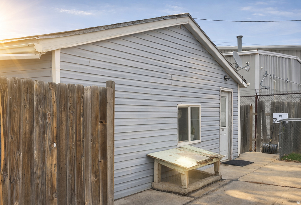 2713 S 9200 W Magna, UT 84044