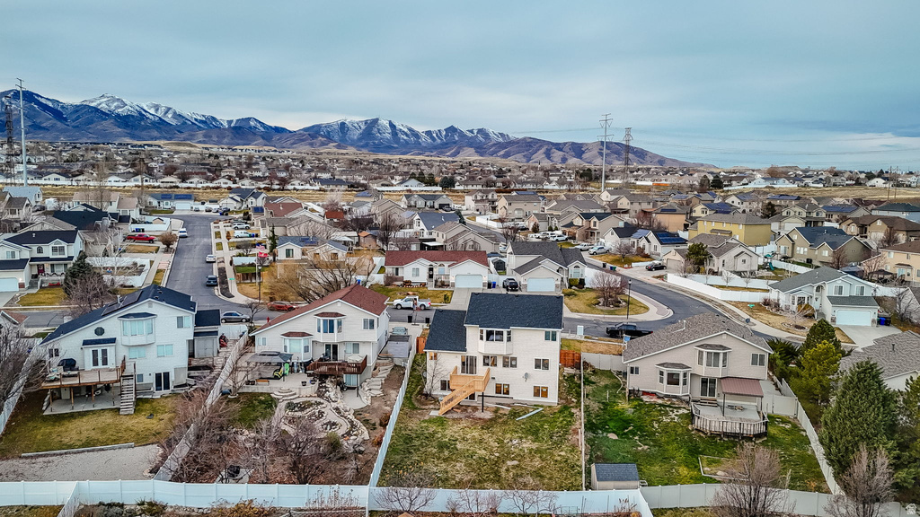 6731 S ADVENTURE WAY West Jordan, UT 84081