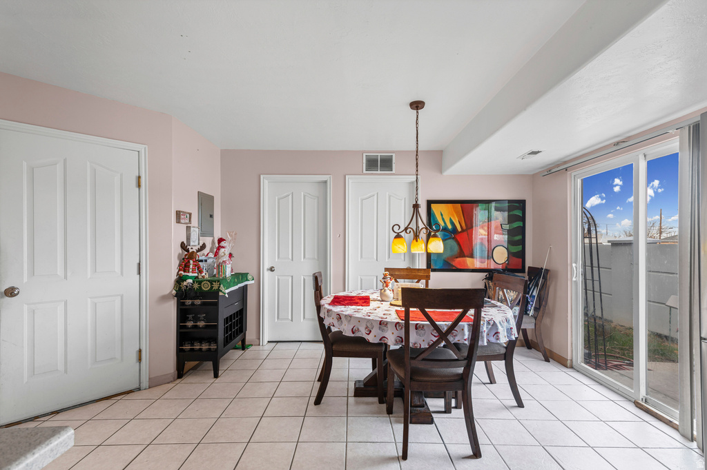 353 E NEWSOME PARK LN South Salt Lake, UT 84115