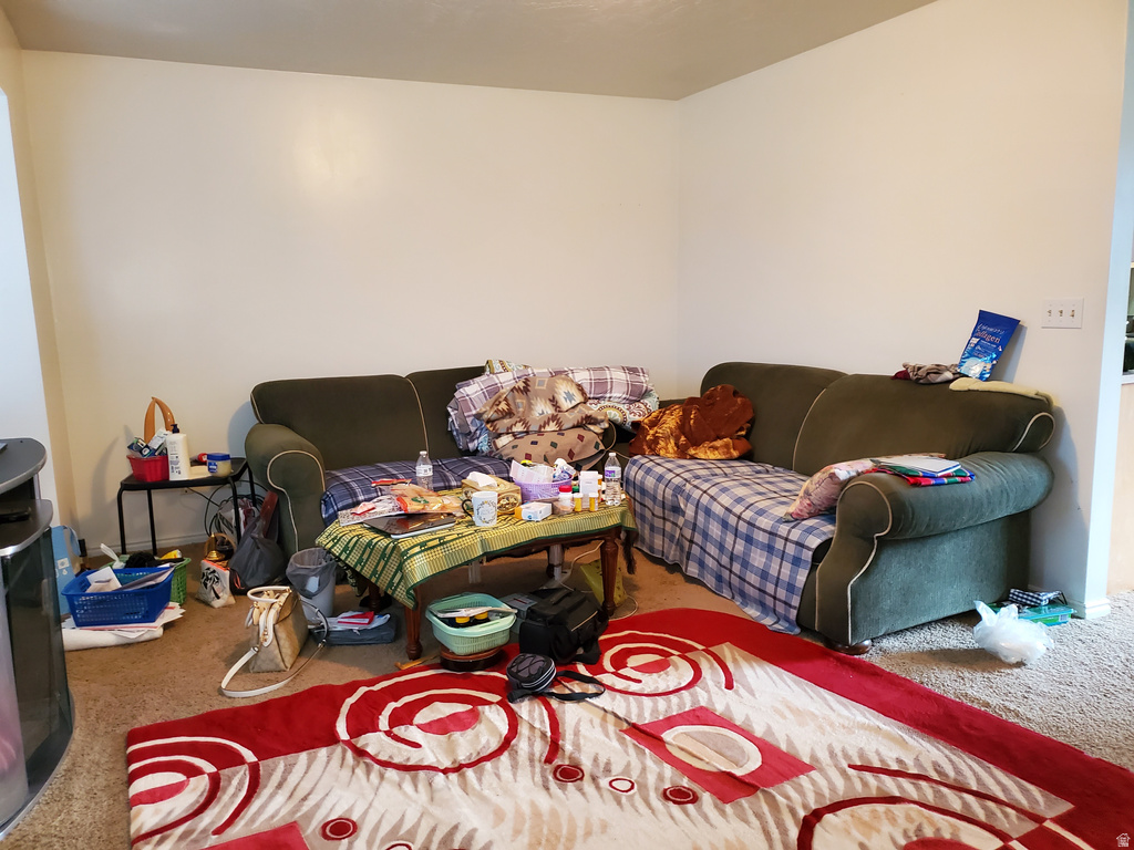 5043 W TICKLEGRASS RD West Jordan, UT 84081