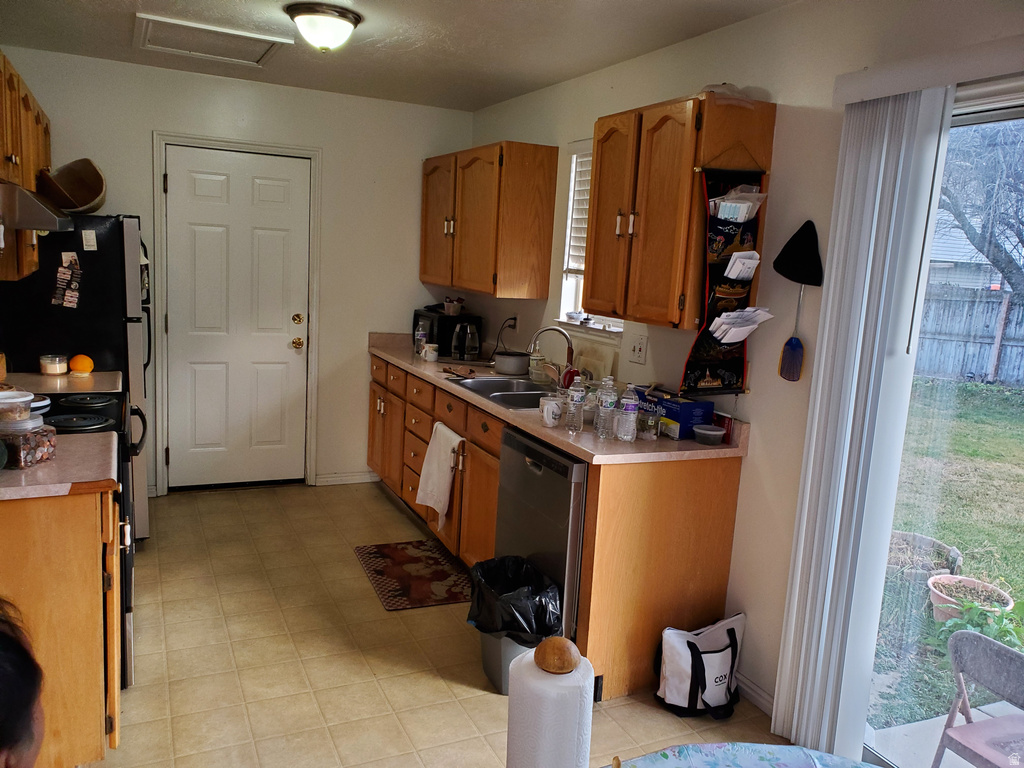 5043 W TICKLEGRASS RD West Jordan, UT 84081