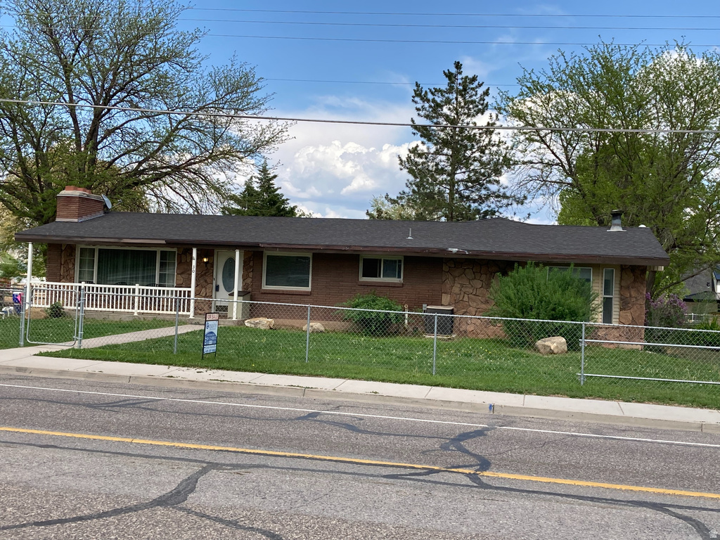 30 N MAIN ST Aurora, UT 84620