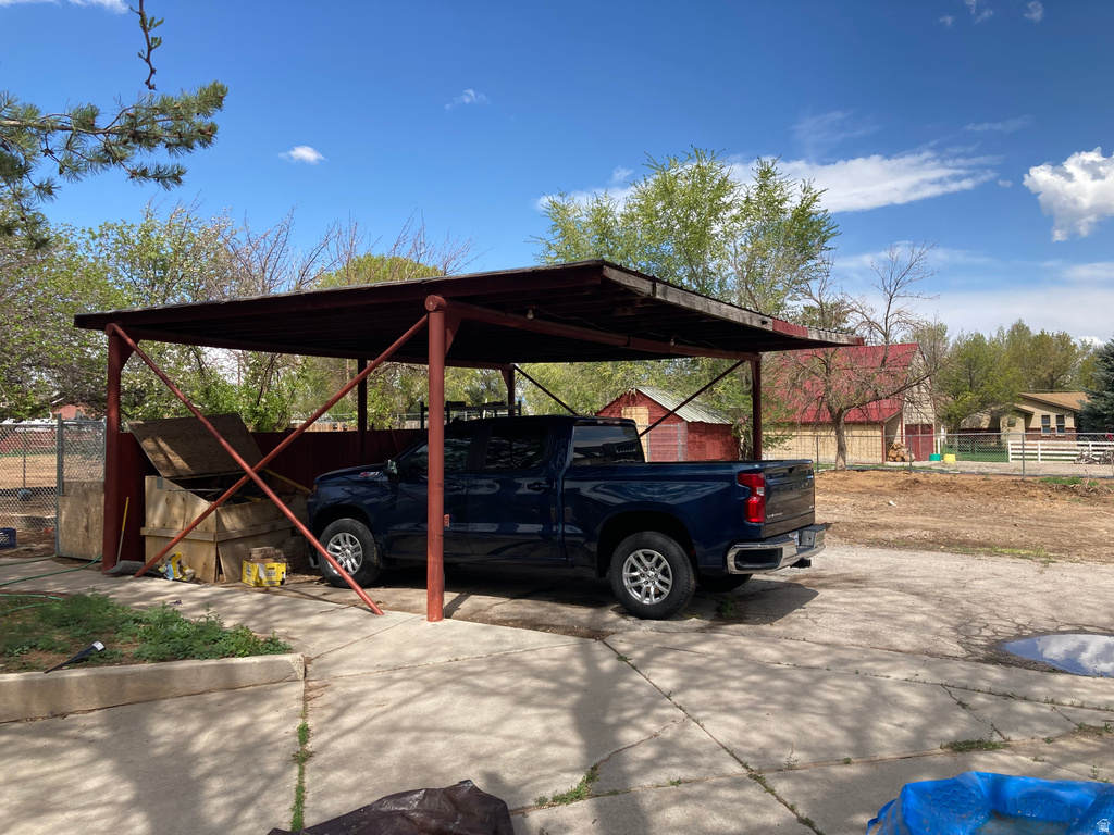 30 N MAIN ST Aurora, UT 84620