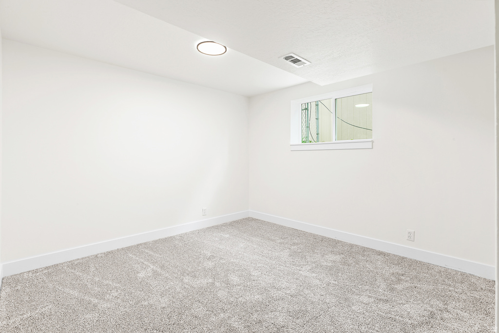 329 E TROY WAY Millcreek, UT 84107