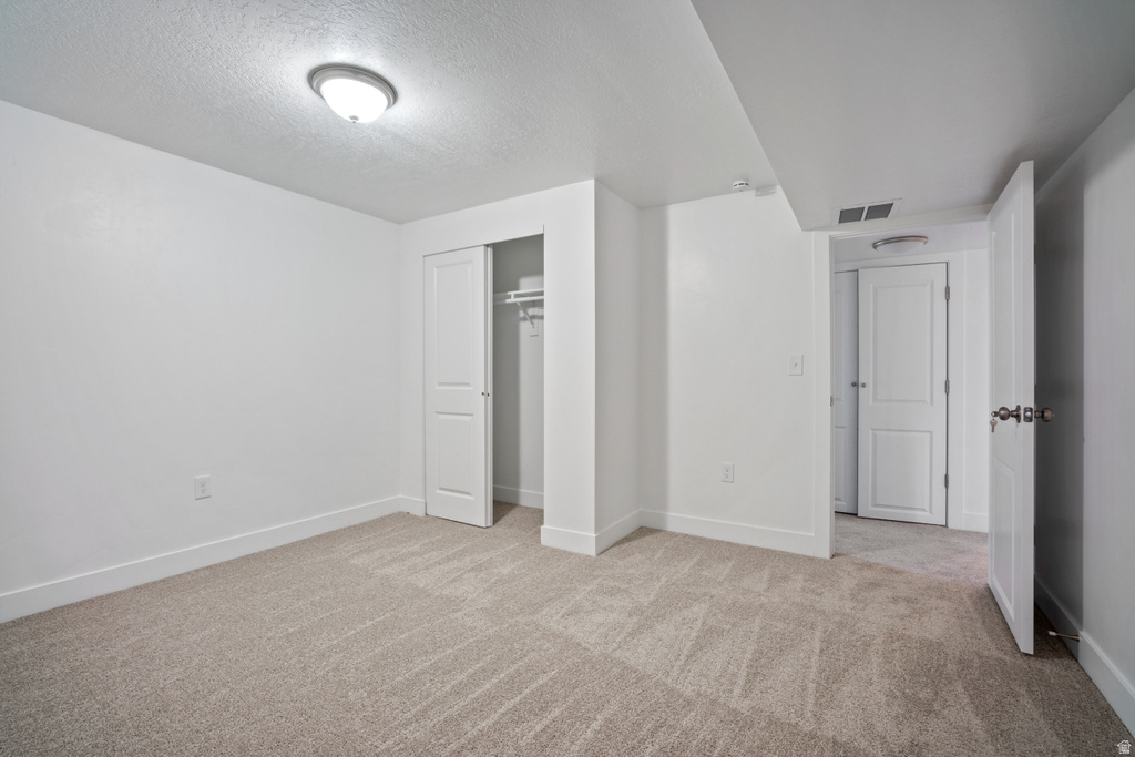 8255 S ADAMS ST Midvale, UT 84047