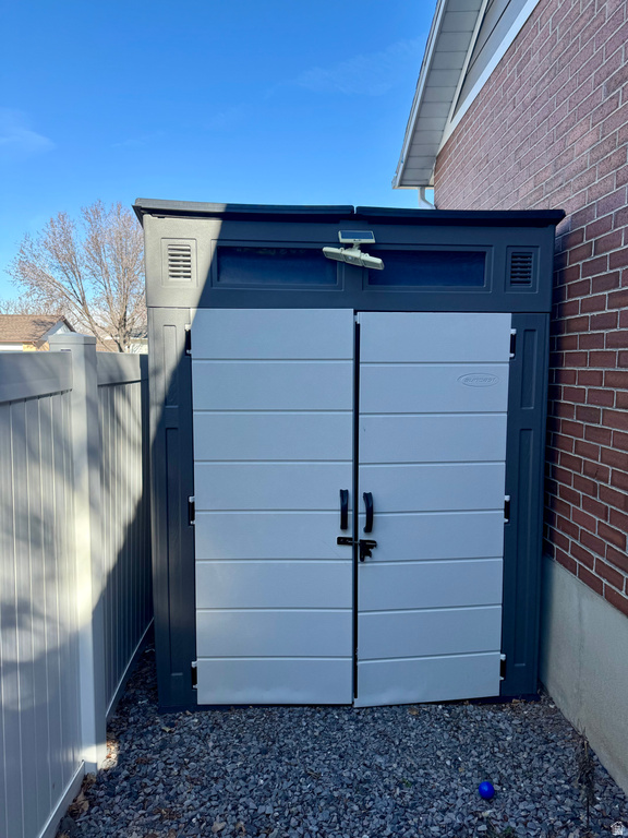 888 E DUPLER RD Sandy, UT 84094