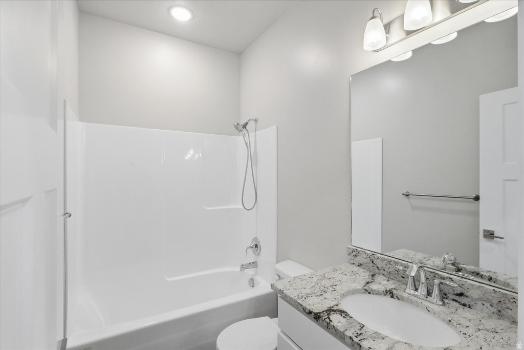 125 N PINION PL Hyde Park, UT 84318