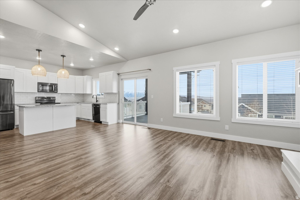 125 N PINION PL Hyde Park, UT 84318