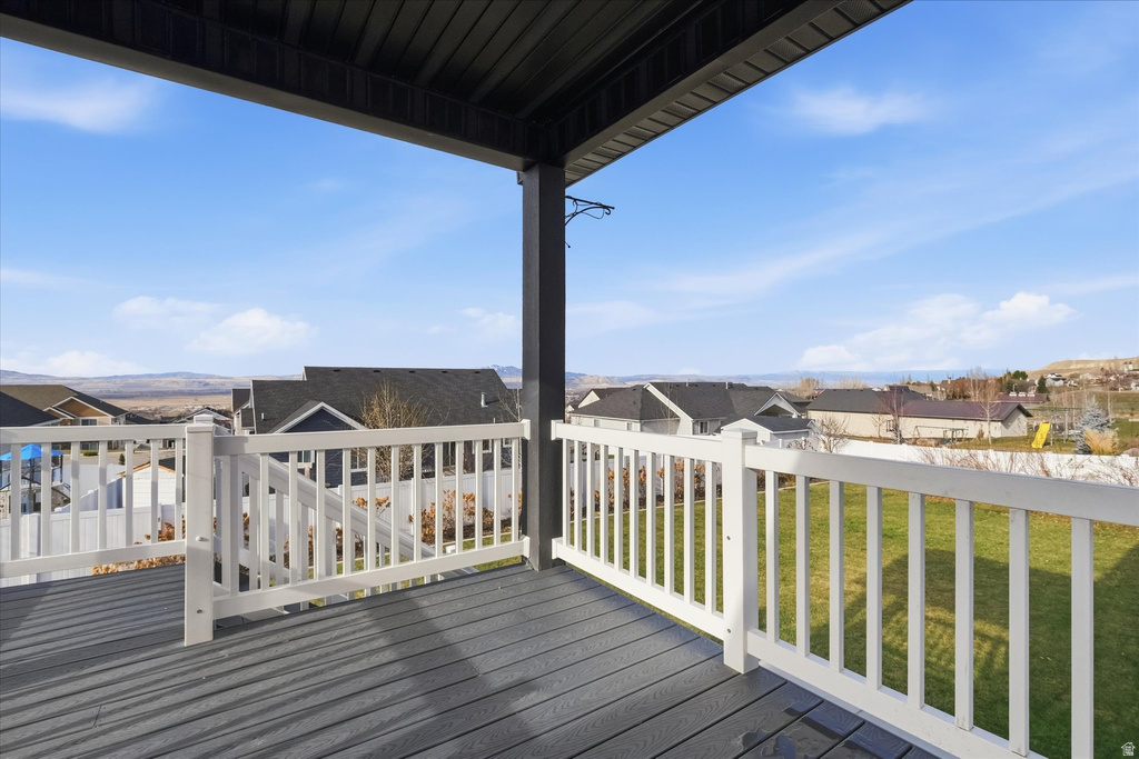 125 N PINION PL Hyde Park, UT 84318