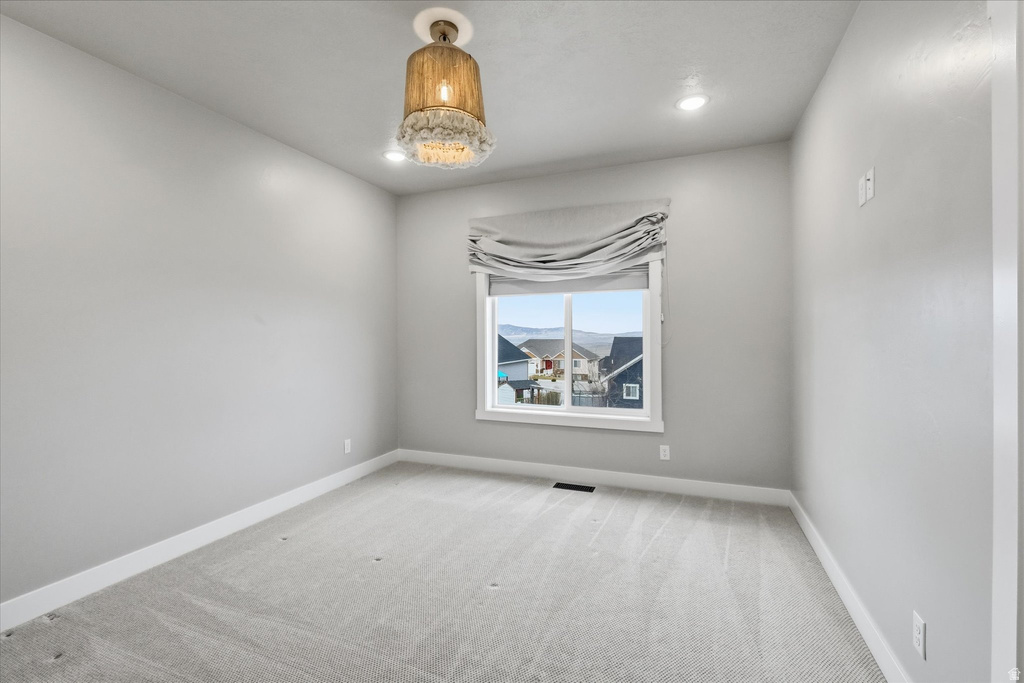 125 N PINION PL Hyde Park, UT 84318