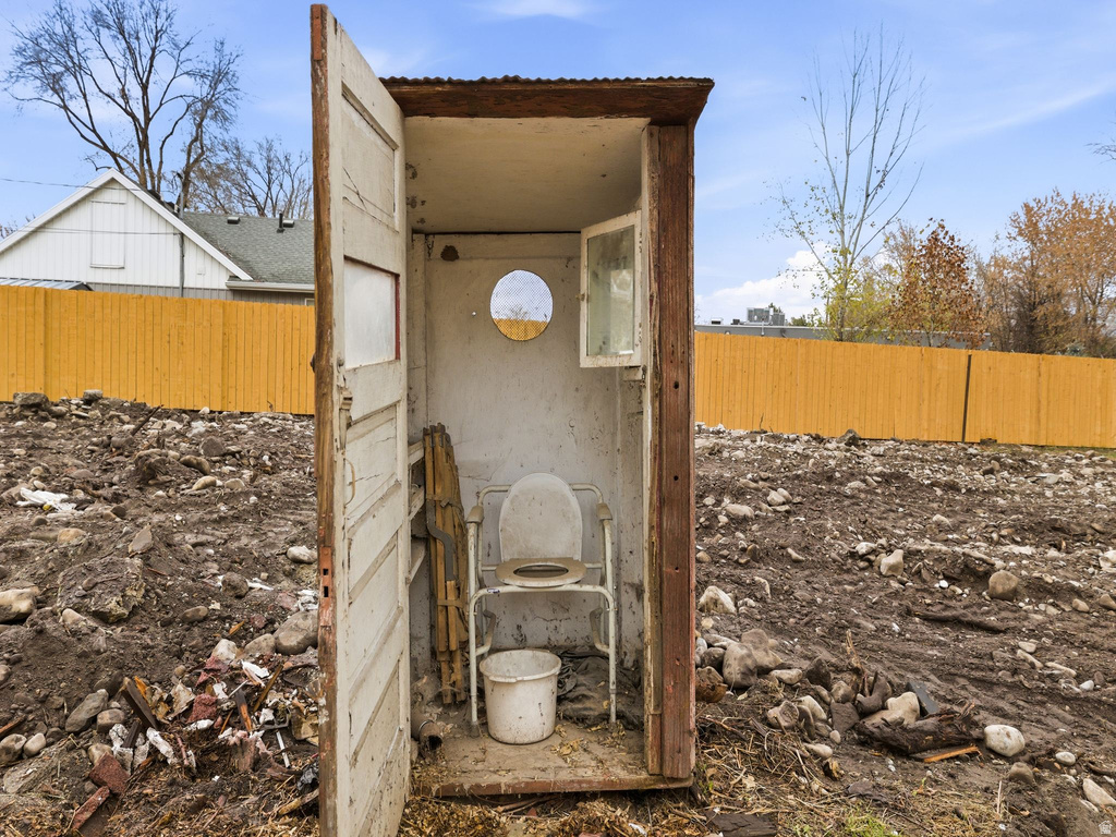 1250  RIVERSIDE AVE Provo, UT 84604