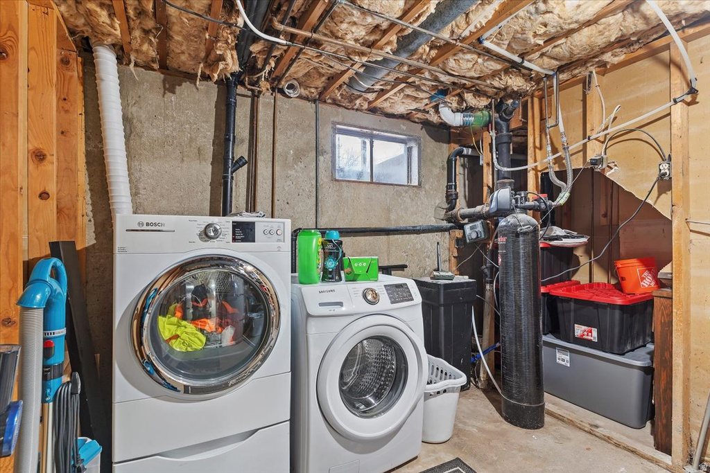 762 ANDERSON AVE Hyrum, UT 84319