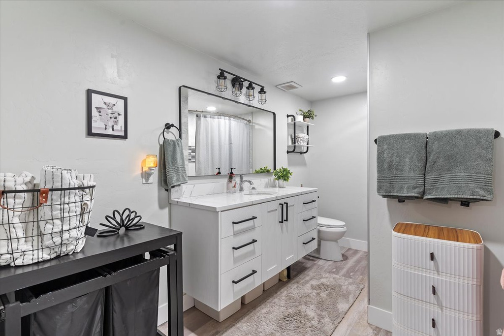 762 ANDERSON AVE Hyrum, UT 84319