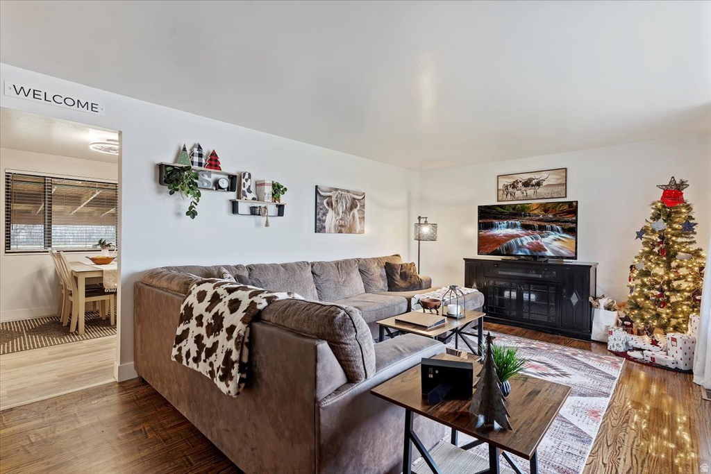 762 ANDERSON AVE Hyrum, UT 84319