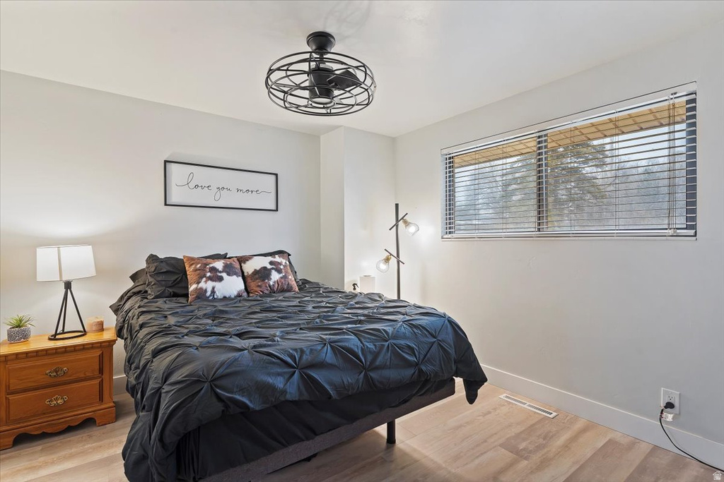 762 ANDERSON AVE Hyrum, UT 84319