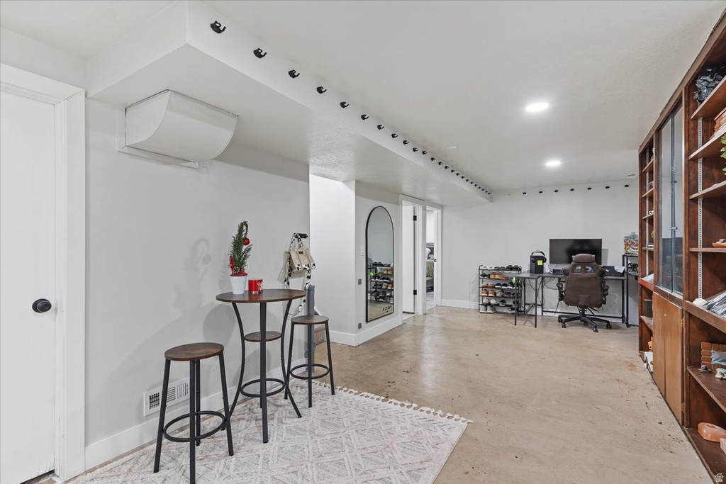 762 ANDERSON AVE Hyrum, UT 84319