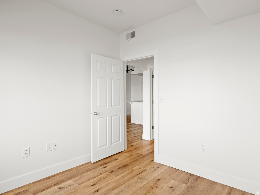 165 E ALBION VILLAGE WAY #303 Sandy, UT 84070