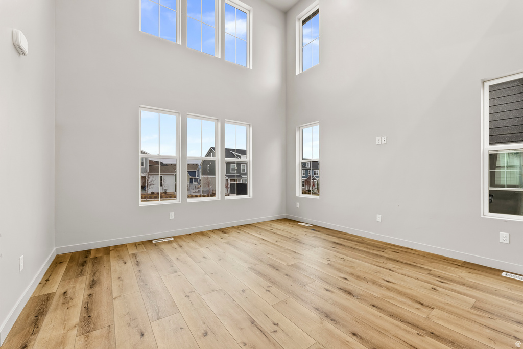 11291 S AQUA ST #327 South Jordan, UT 84009