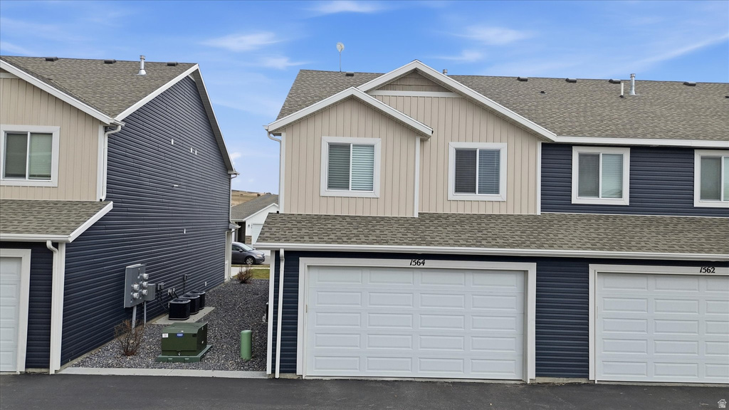 1564 E 460 S Hyrum, UT 84319
