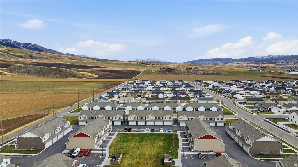 1564 E 460 S Hyrum, UT 84319