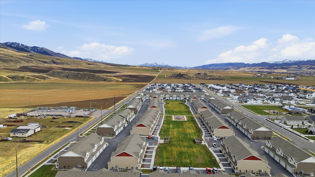 1564 E 460 S Hyrum, UT 84319