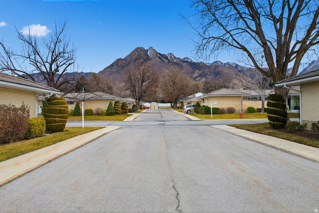 5164 S 1870 E Holladay, UT 84117