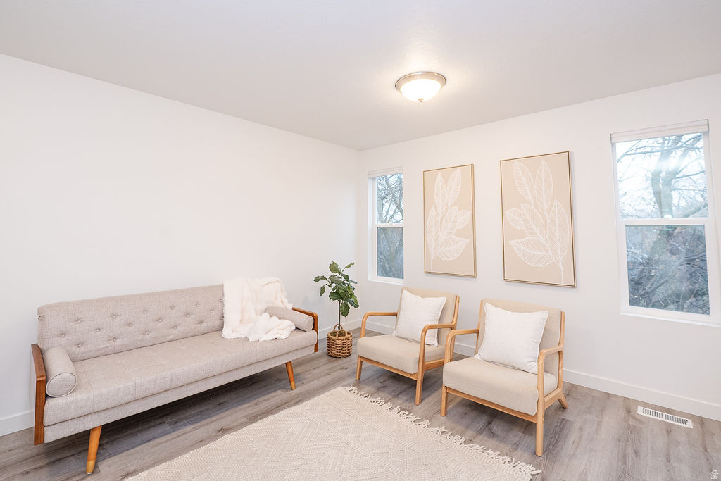 641 S PLUM CREEK LN Ogden, UT 84404