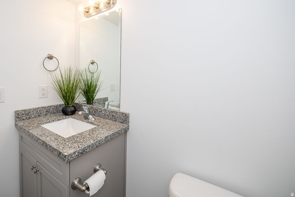 641 S PLUM CREEK LN Ogden, UT 84404