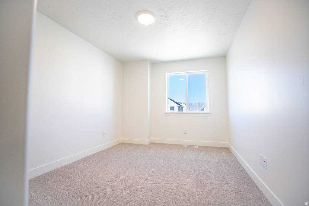 1062 N 1020 W Salem, UT 84653