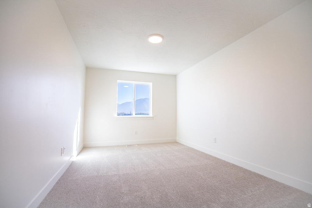 1062 N 1020 W Salem, UT 84653