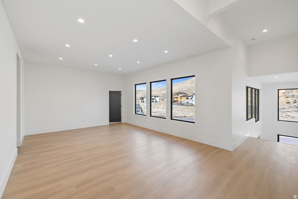 1307 W ANNUVOLATO WAY Lehi, UT 84043