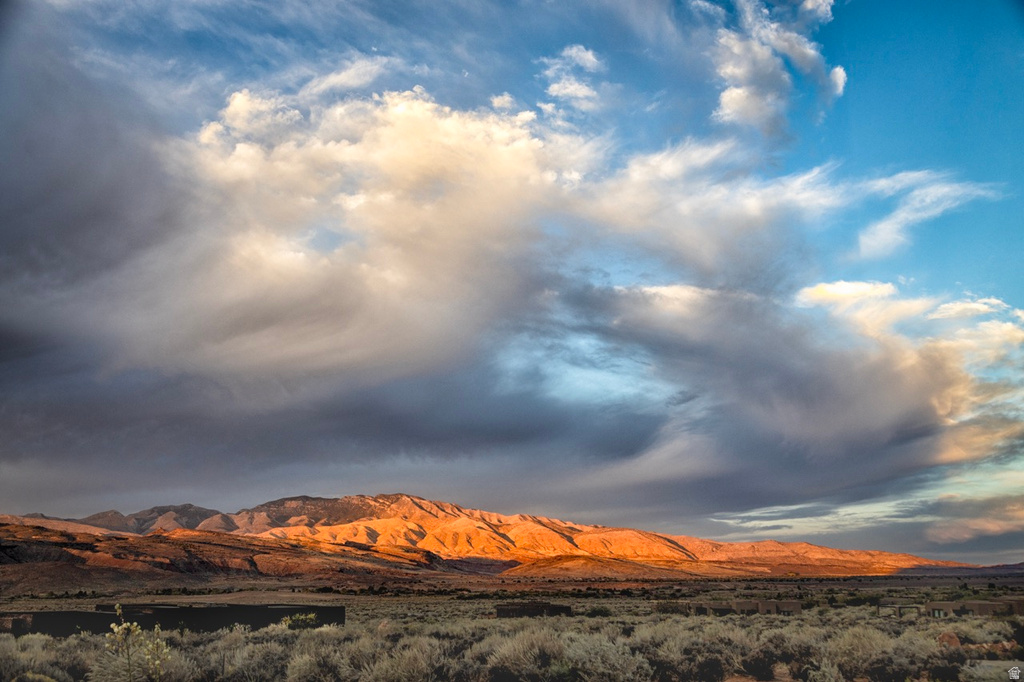 864 N SIHU WAY Ivins, UT 84738