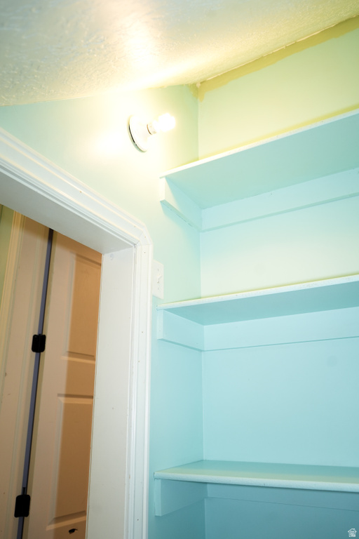 16 W 780 S Centerville, UT 84014